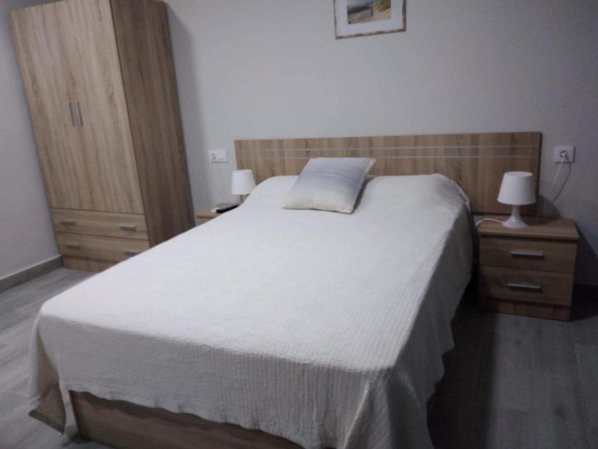 Отель Casa Inocencio Эль-Пуэрто-де-Санта-Мария Экстерьер фото