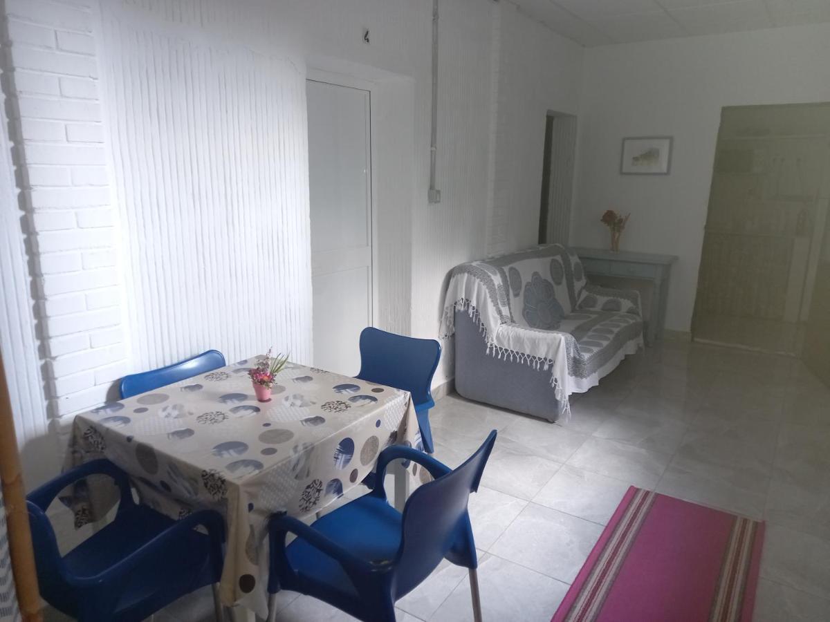 Отель Casa Inocencio Эль-Пуэрто-де-Санта-Мария Экстерьер фото