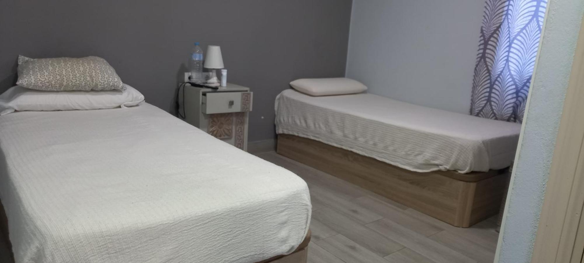 Отель Casa Inocencio Эль-Пуэрто-де-Санта-Мария Экстерьер фото